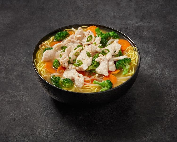 Soupes de nouills au poulet