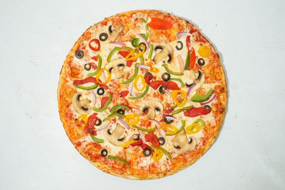 Classic Veggie Pizza