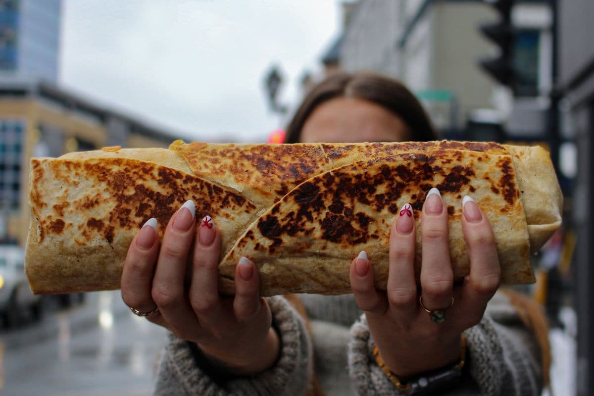FAT BASTARD Burrito