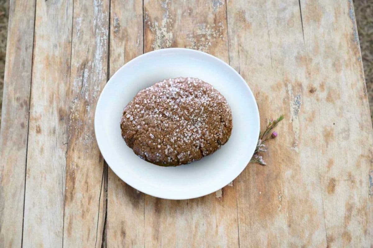 Ginger Crinkle Cookie