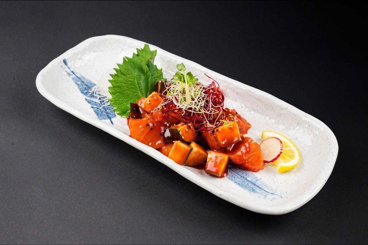 Spicy Salmon Sashimi
