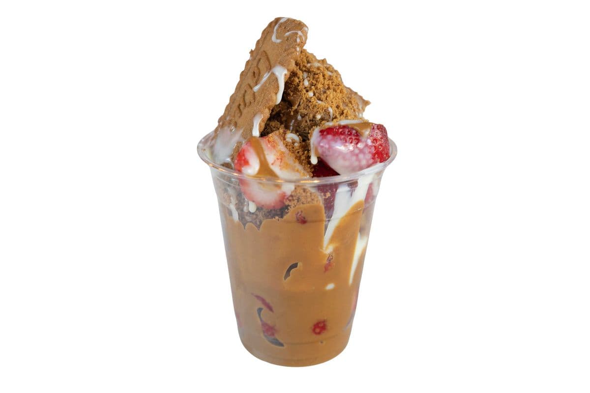 Lotus Biscoff Strawberry Cup