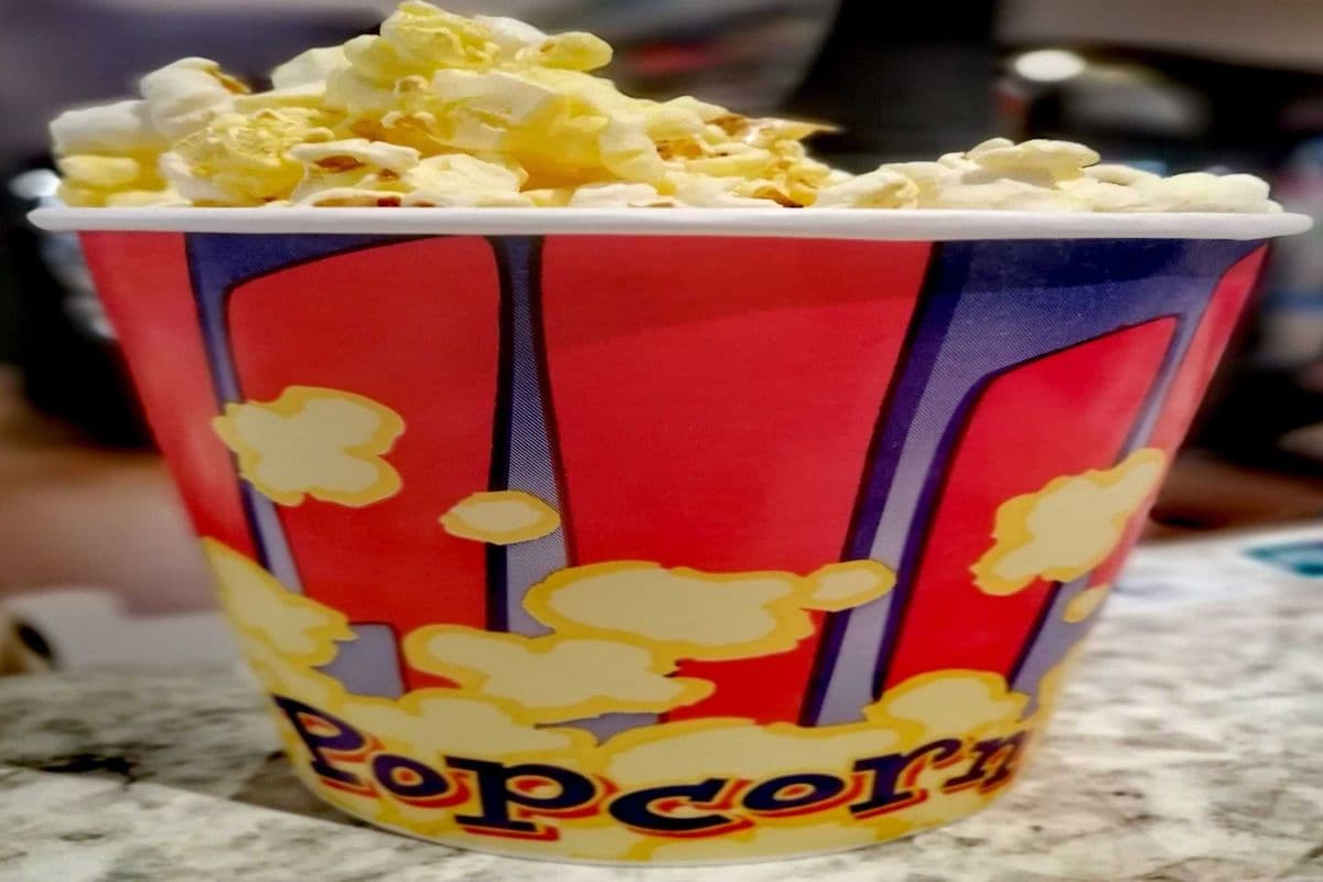 SMALL POPCORN BUCKET (27oz Bucket)