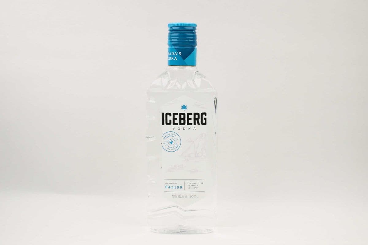 Iceberg Vodka Mickey (1 x 375 ml)