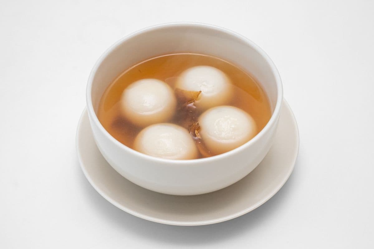 Mochi with Ginger Syrup 姜汁小汤圆