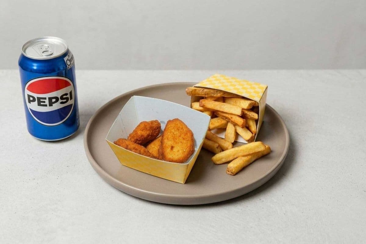 8 Nuggets (Meal) (Combo: 8 N+SM F/W+ P)