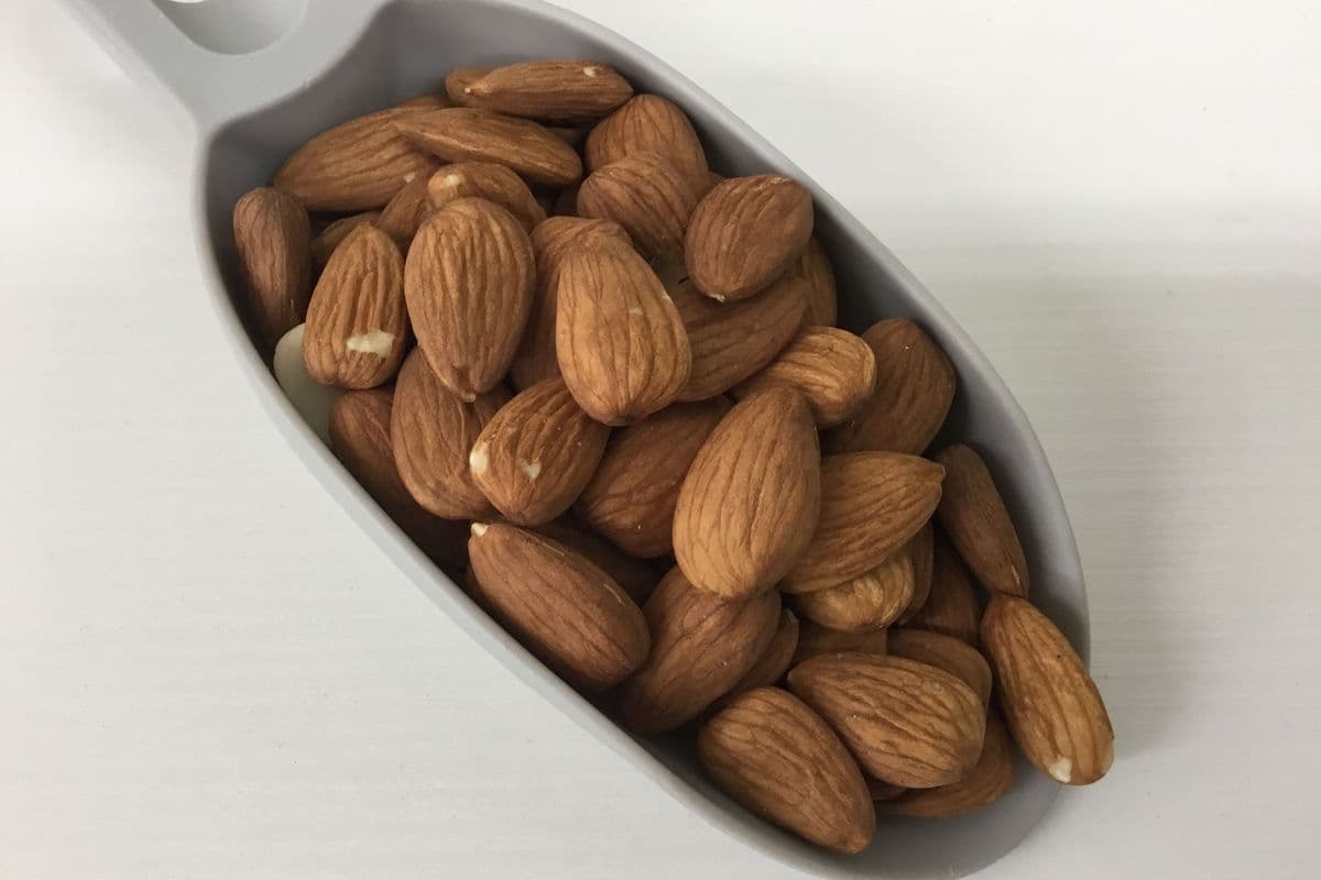 Almonds, Natural Whole Raw (1 Cup/173 g)