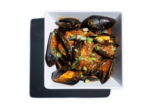 Moules Noires/Black Mussels (2lb)