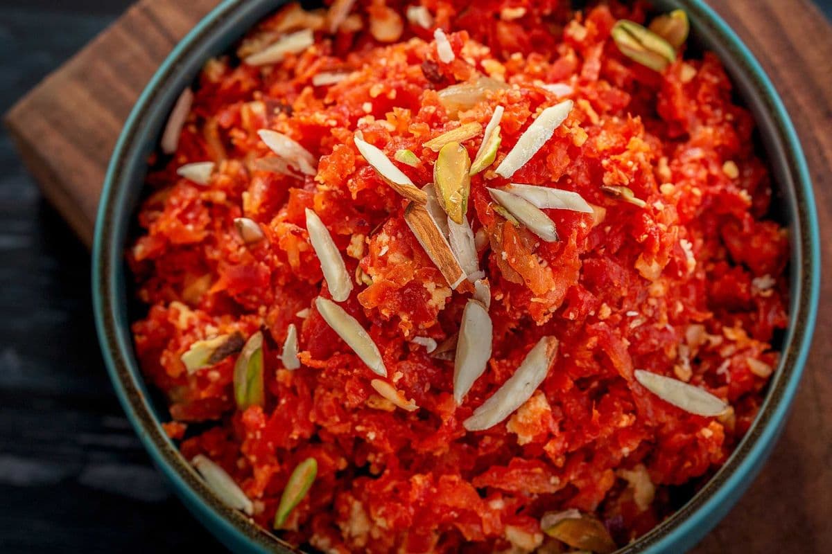 Hot Gajrela
