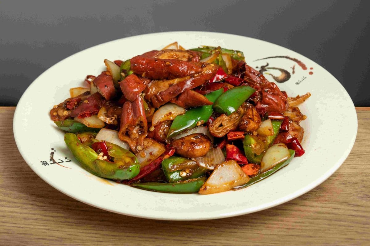 Pork Intestines with Hot Pepper 香辣肥肠饭 送可乐