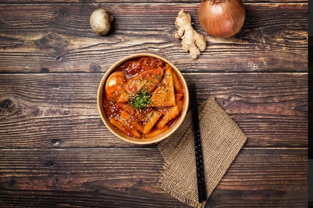 Basil Tomato Spicy Rice Bomb ( Tteok-bok-ki)