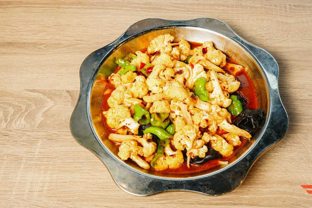 P04 Fried Cauliflower Dry Pot 干锅菜花