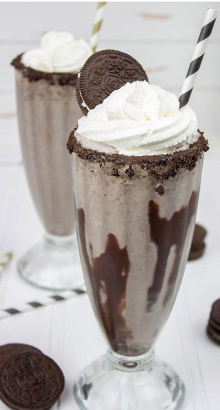 Cookies and cream milkshake