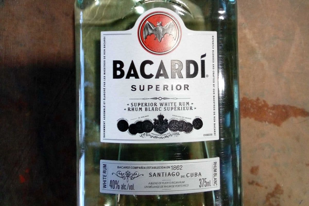 Bacardi white 375ml (1 x 375)
