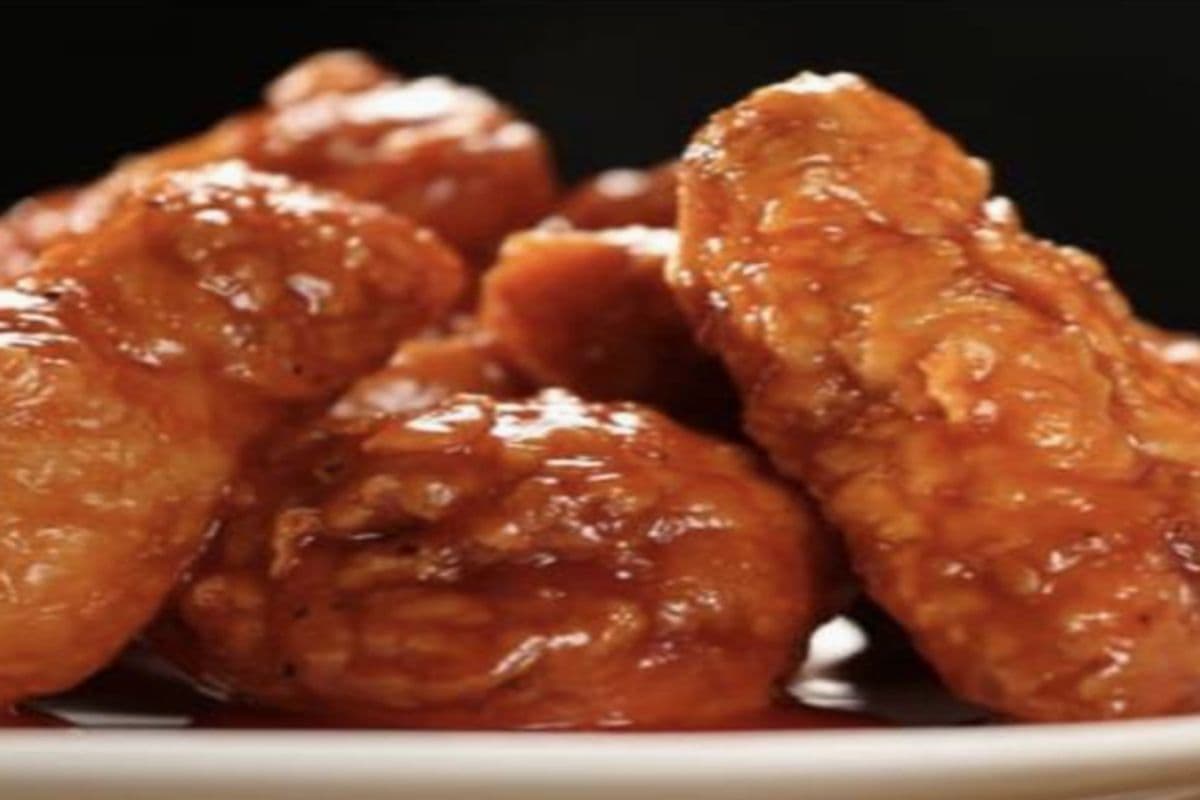 BOGO – One Pound Wing