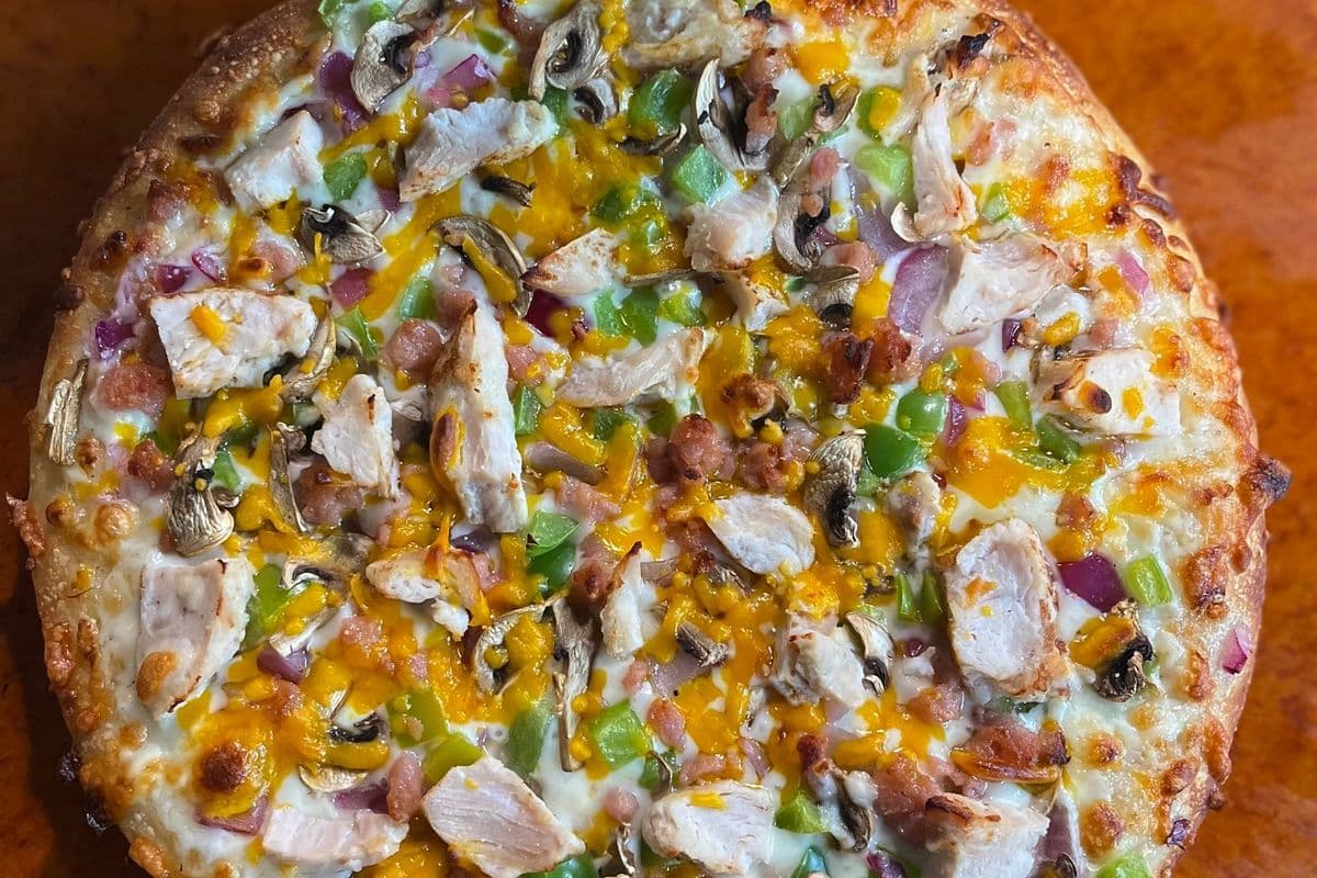 14' Large Chicken Bacon Ranch Pizza