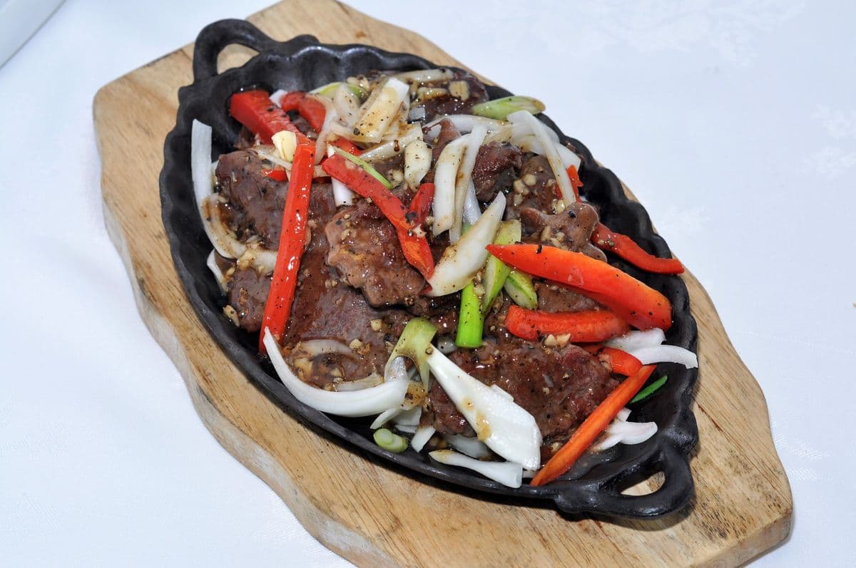 169. Beef Tenderloin with Black Peppercorn Hot Pan