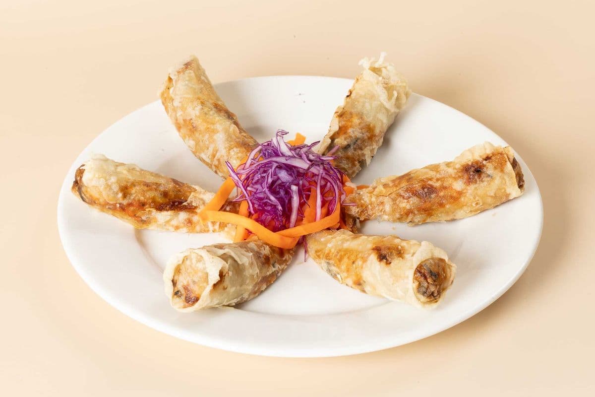 1. Regular or Vegetarian Spring Rolls (3 pcs) / (Cha Gio Man, Cha Gio Chay) (3 pcs)