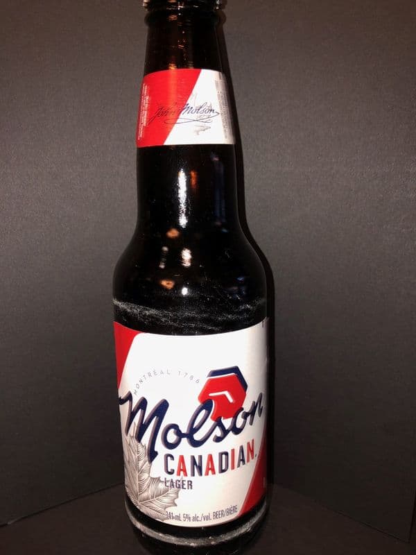 Molson Canadian (341 ml)