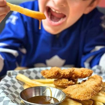 KIDS CHICKEN FINGERS