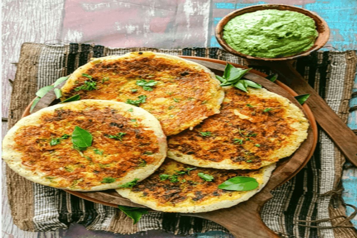 Potato Masala Uttappam