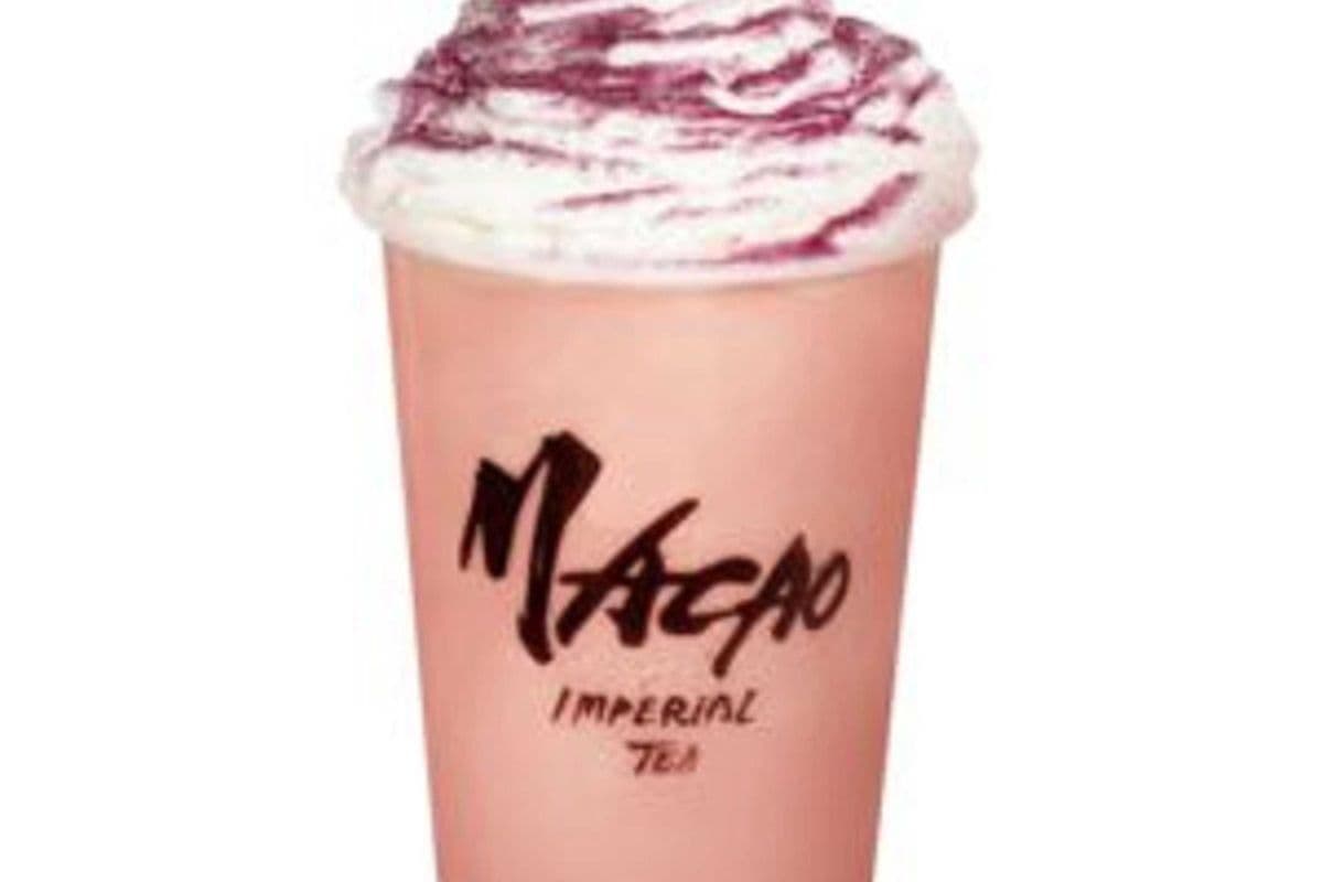 Strawberries and Cream (700 ml)