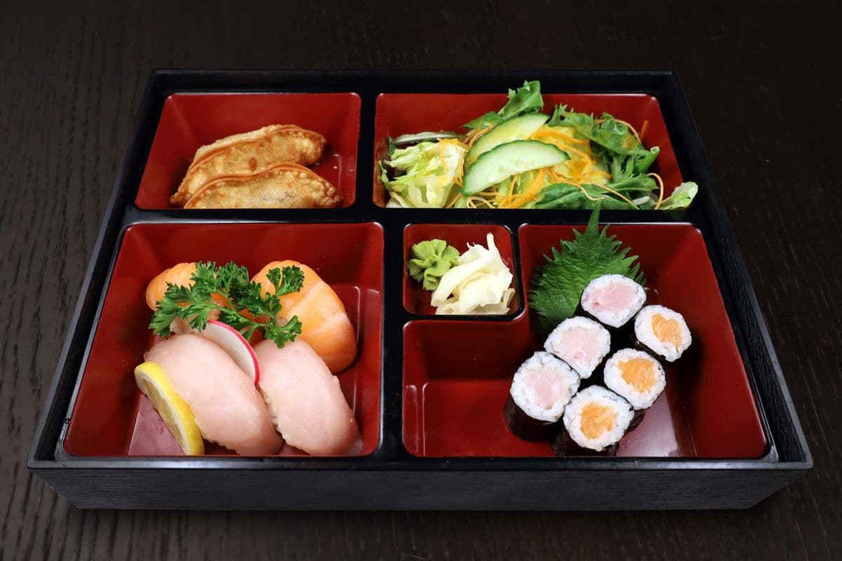Tuna and Salmon Bento
