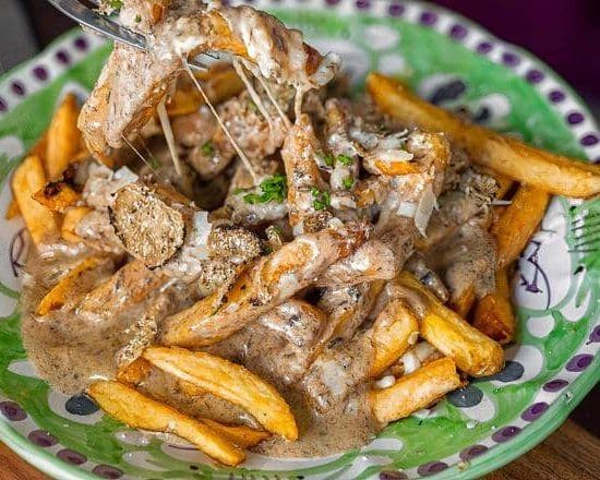 Poutine a La Truffe / Truffle Mania Poutine