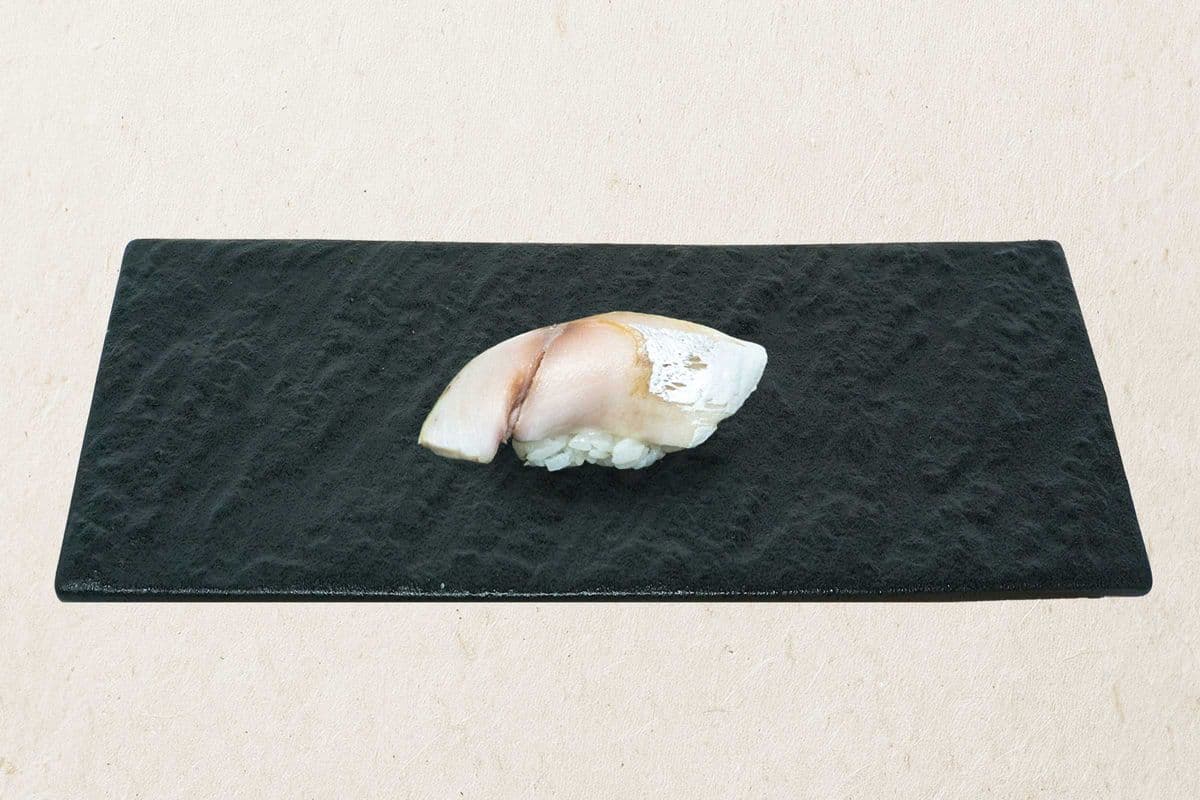 Saba Sushi (1 pc)
