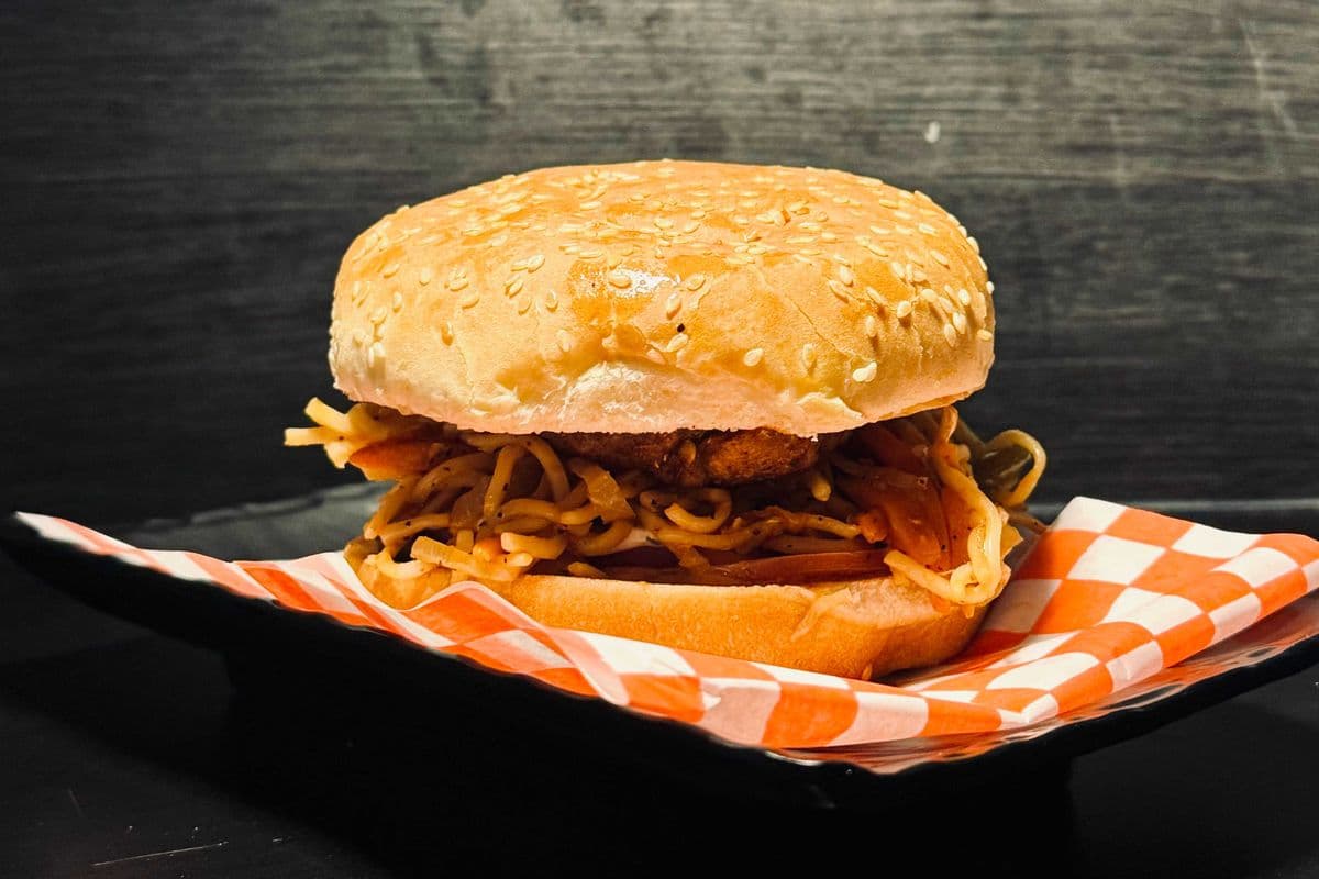 Noodle Burger