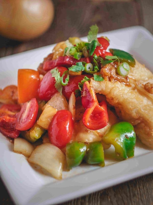 Deep Fried Fish In Tamarind Sauce   Poisson Frit À La Sauce Au Tamarin / Poisson frit à la sauce tamarin