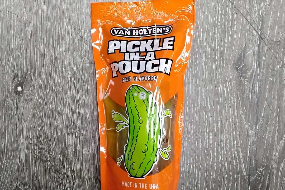 Van holten's pickle in a pouch sour flavored (1)