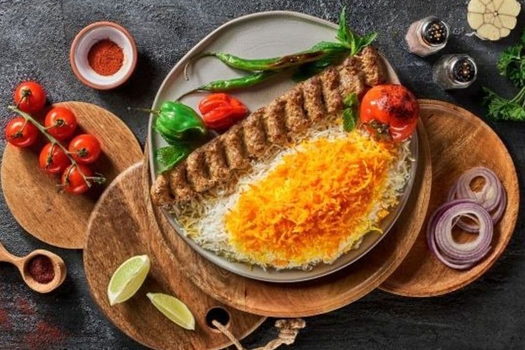One Skewer Koobideh and Rice / یک سیخ کوبیده + برنج