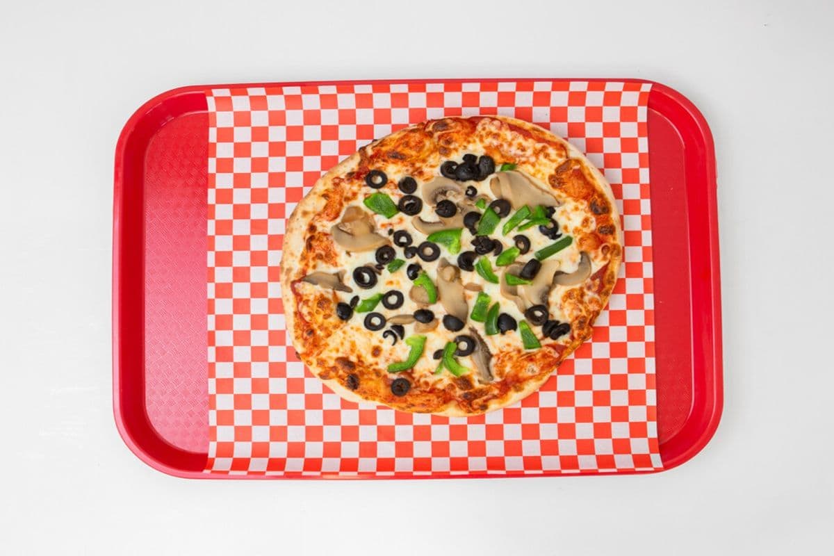 Medium - Veggie Pizza