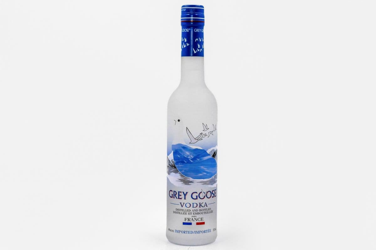 Grey Goose Vodka 375ml (1 x 375ml)
