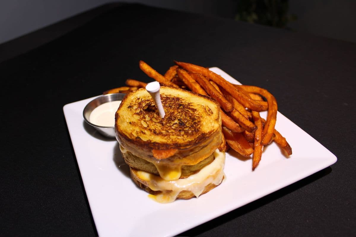 Kids' Grilled Cheese with Fries