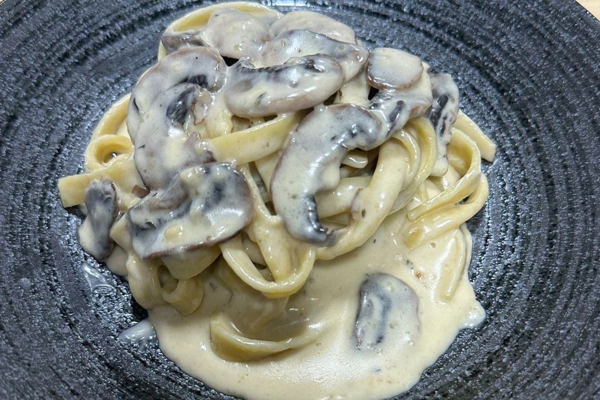 Creamy Mushroom Pasta