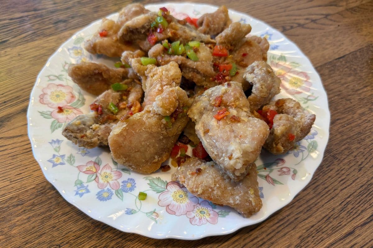 M25 - Pork Chop with Spicy Salt 椒鹽豬扒
