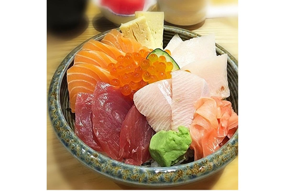 175. Chirashi Donburi