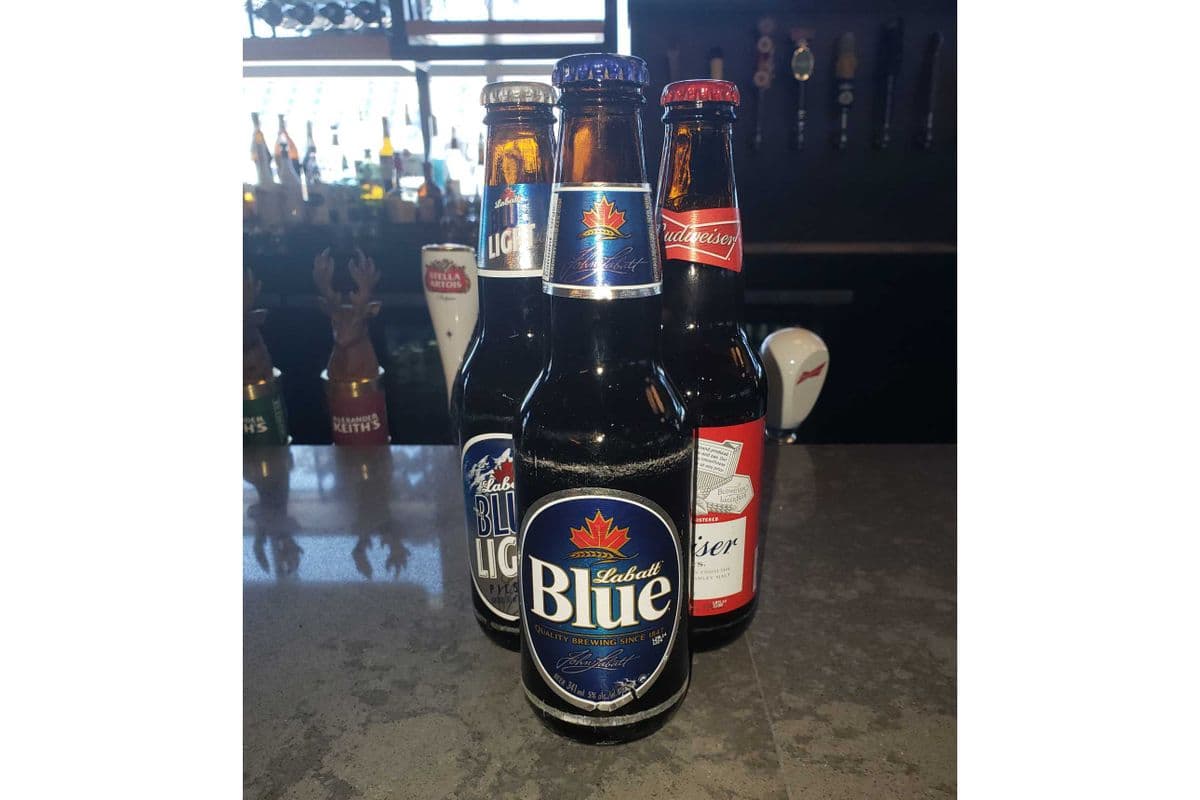 Labatt Blue (1 x 341 ml Bottle)