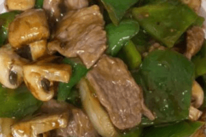 Beef with Green Peppers and Mushrooms