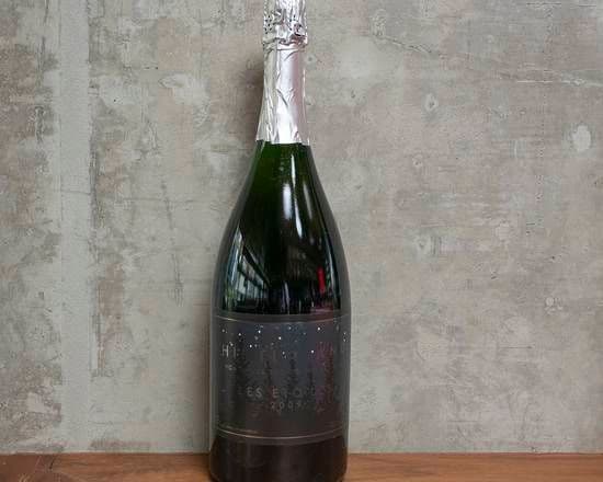 Sparkling, Champagne Blend, Hinterland 'Les Etoiles', Prince Edward County, Canada, 2009 (1500 ml)