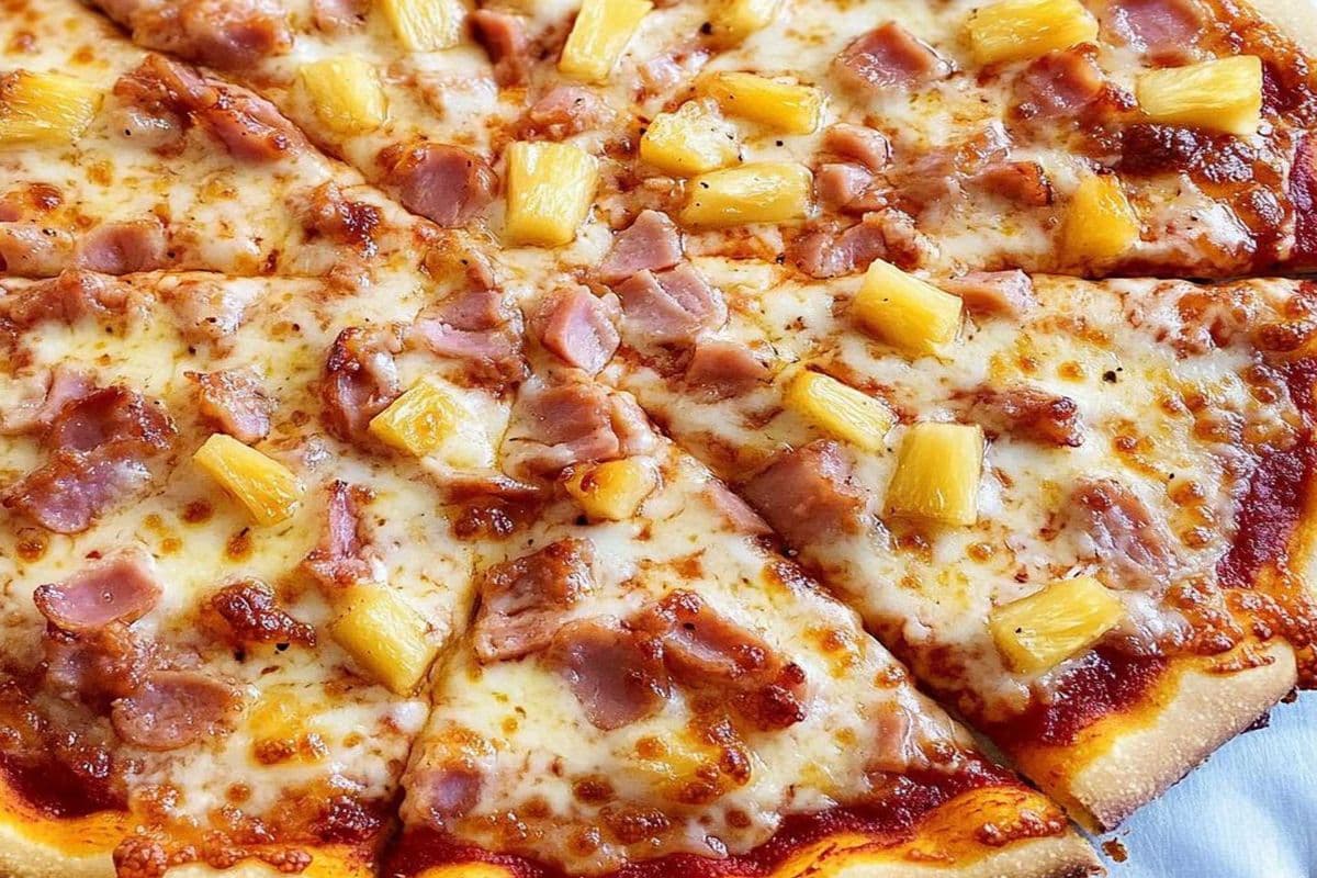 5. 10" Small Hawaiian Pizza