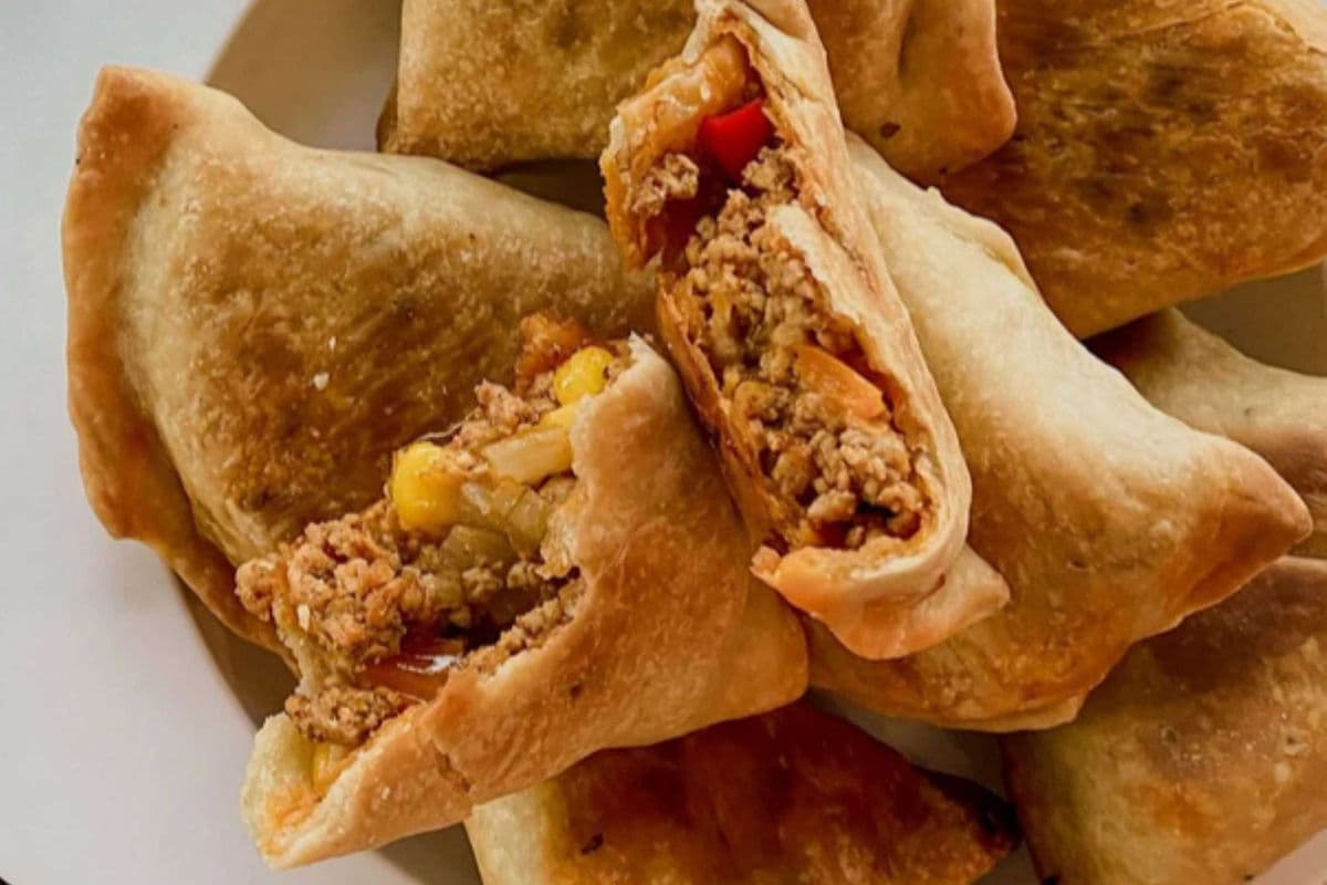 Chicken Samosa (2 pcs)