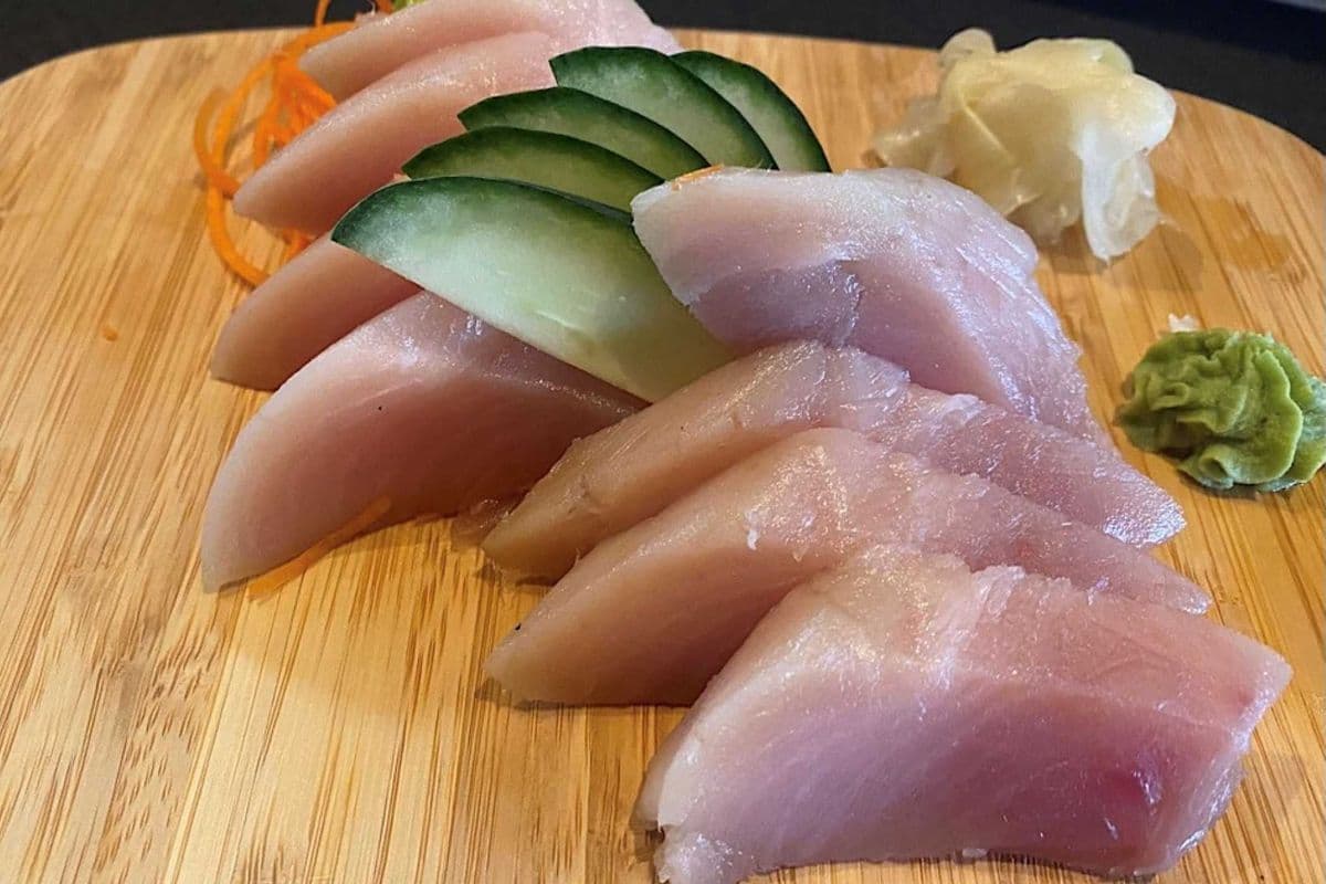Large Tuna Sashimi (8 Pcs)