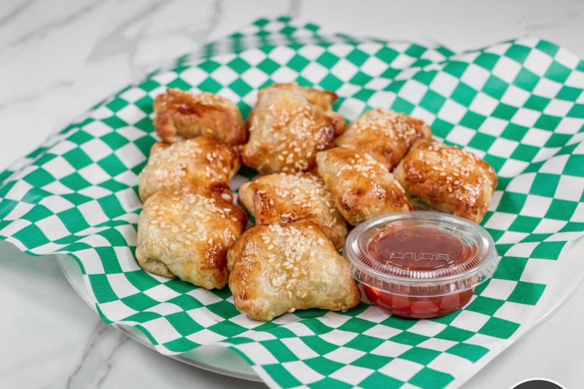 Cheese Large Pesto Puffs - 23 pieces