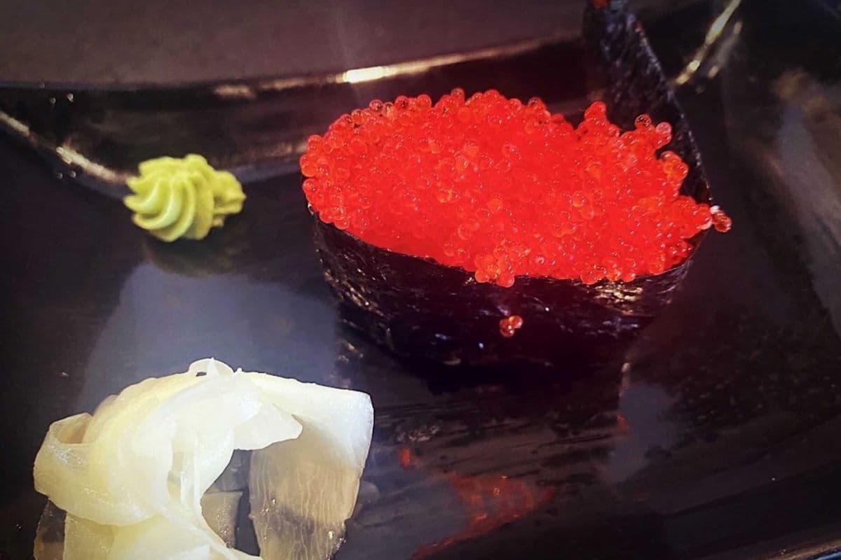 Tobiko Nigiri (1 Pc)