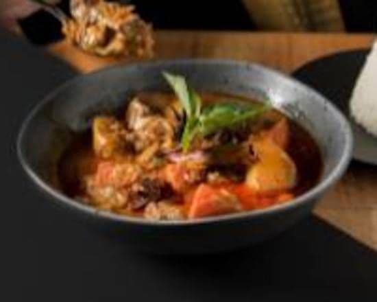 Massaman Curry Beef	(Mild Spicy)