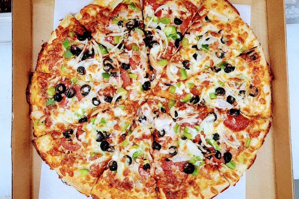 14" Single Crust Original Specialty Pizza (Must Try)