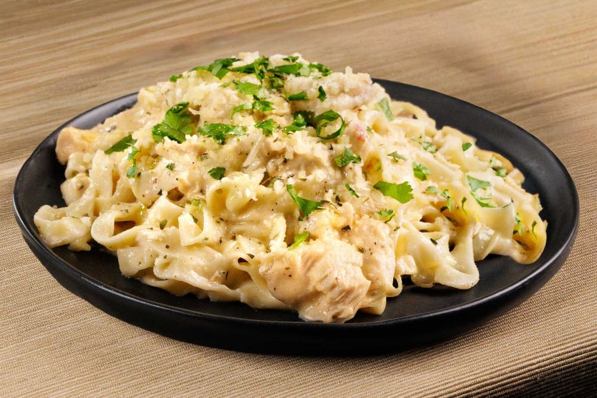 Chicken Alfredo Linguini